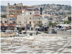 Hostile neighborhood near Har Hazeitim