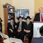 Malcolm Hoenlein, Vice Chairman of the Presidents Conference addressing Breakfast Meeting at the home of Harav Moshe Tuvia Lieff. l- r, Harav Yisroel Reisman, Harav Aharon Kahn, Harav Ezra Rodkin and Harav Lieff.